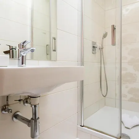 Blue Olive Apartman *